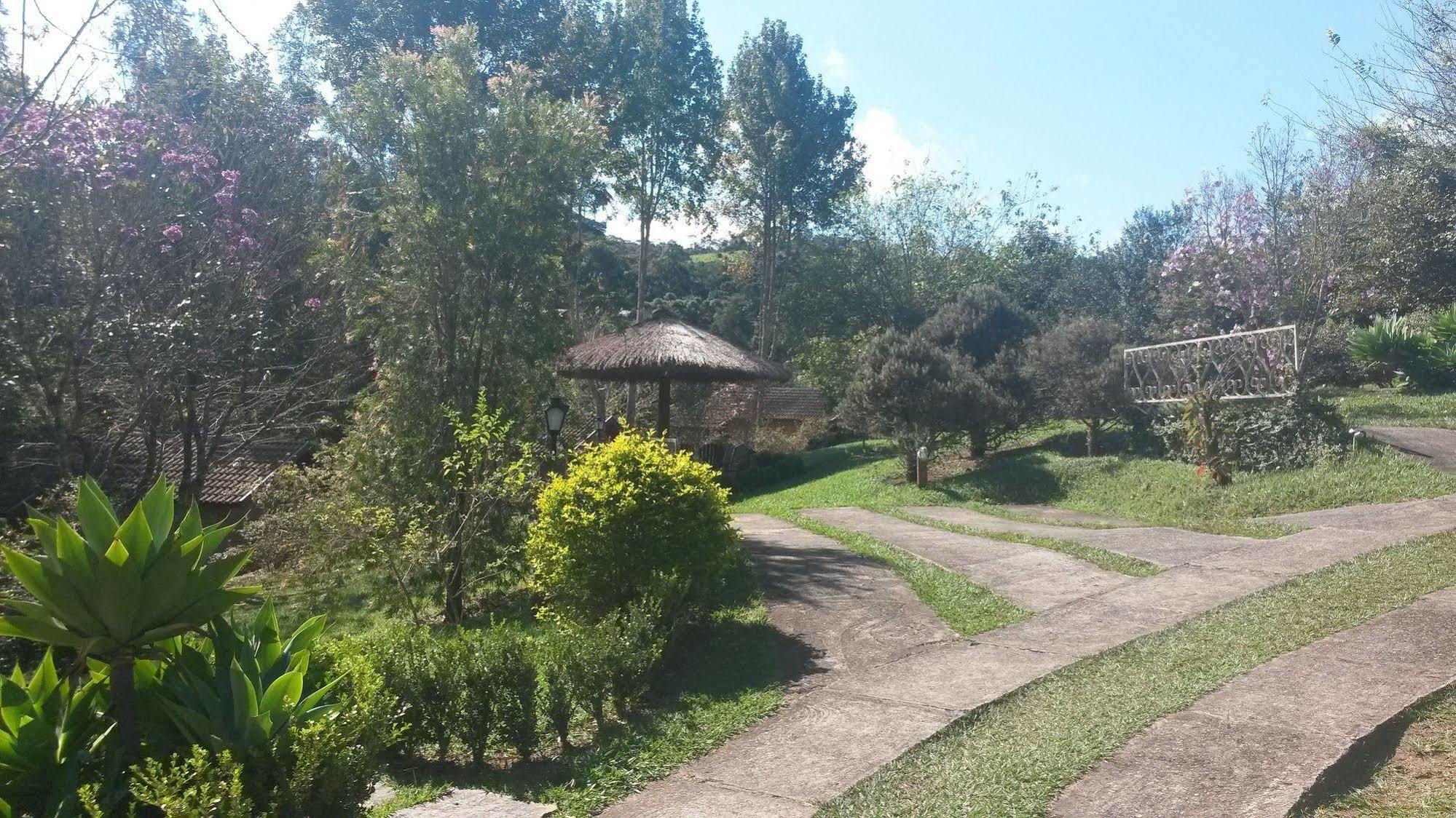 Pousada Quatro Estacoes Santo Antônio do Pinhal Exteriör bild